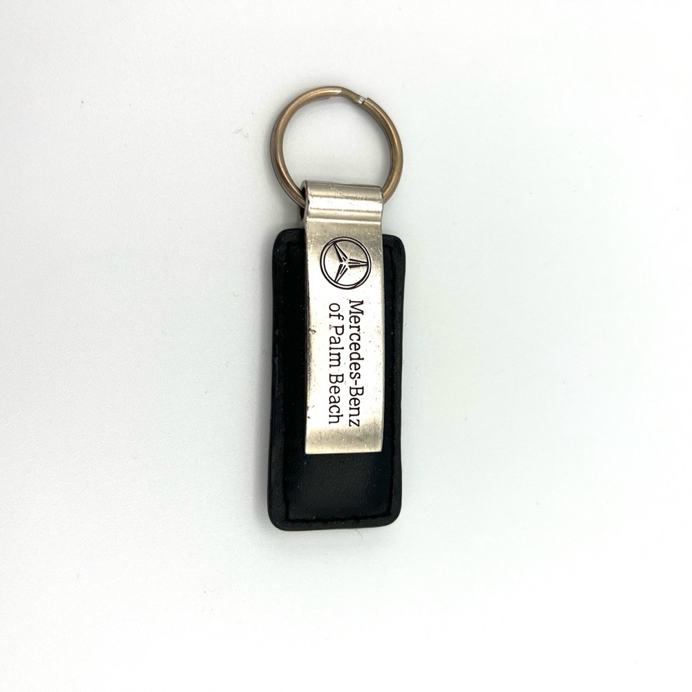 Mercedes Benz Key Chain - Picture 9 of 9